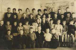 Железнодорожная школа №25 г. Любань. 1947г.Второй класс.…