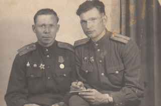 Начальник батальона Александр Ермаков и командир батальона…