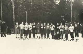 Сборная по лыжам ж/д школа №25 1956г
